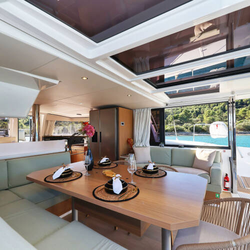 Bali 4.4 Voyager