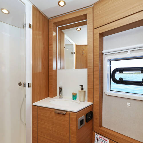 Bali 4.4 Voyager