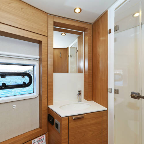 Bali 4.4 Voyager