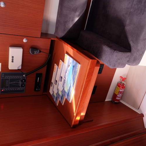 Hanse 315 Miss Behavin'