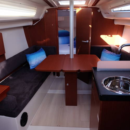 Hanse 315 Miss Behavin'