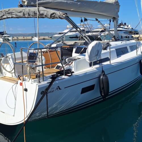 Hanse 388 Sunny Day