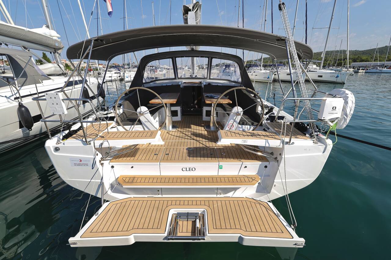 Hanse 410