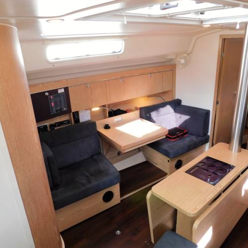 Hanse 415 Ivory