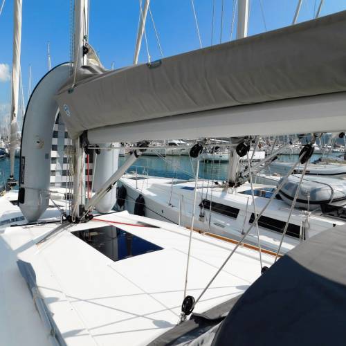 Hanse 415 Ivory