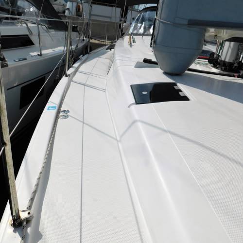 Hanse 415 Ivory