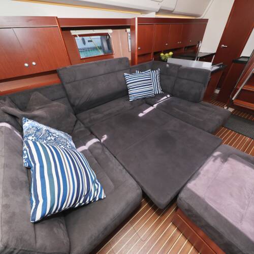 Hanse 455 Bare Necessities