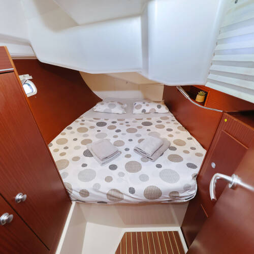 Hanse 455 Purple Rain