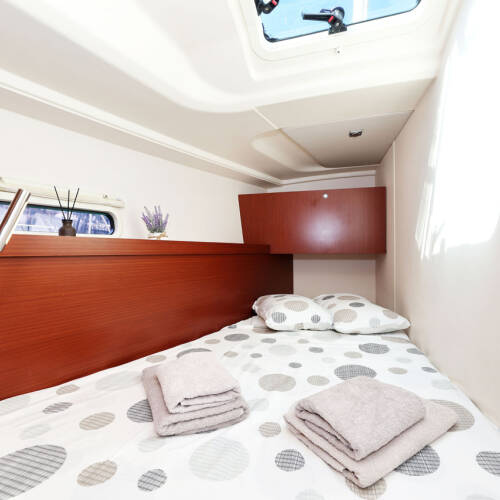 Hanse 455 Purple Rain