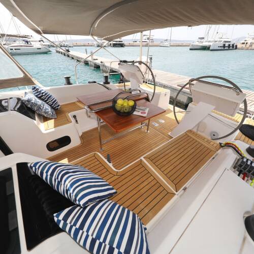 Hanse 455 Purple Rain