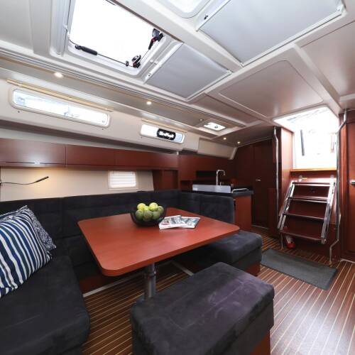 Hanse 458 Mika