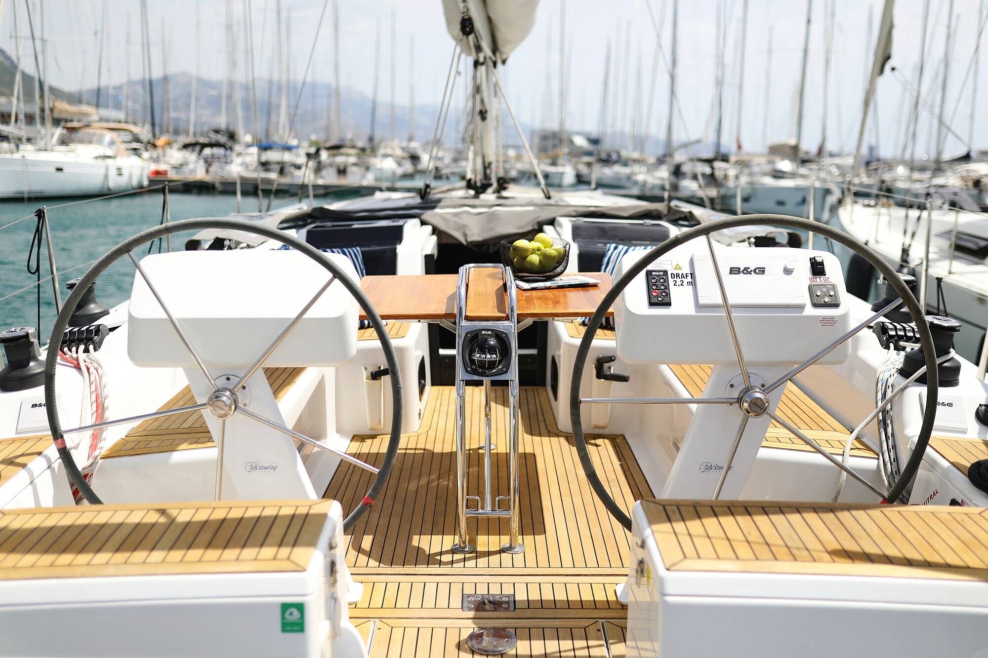 Hanse 458 Mika
