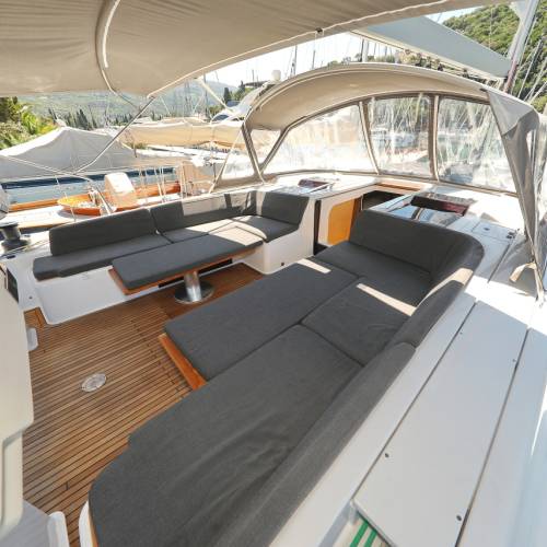 Hanse 548 Silver Lining