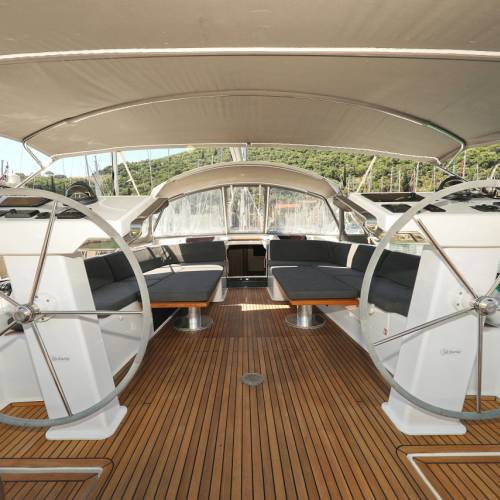 Hanse 548 Silver Lining