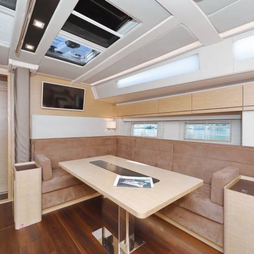 Hanse 548 Silver Lining