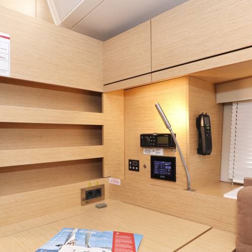 Hanse 548 Silver Lining