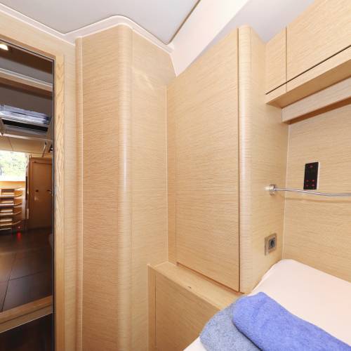 Hanse 548 Silver Lining