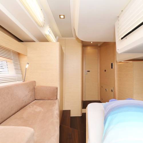 Hanse 548 Silver Lining