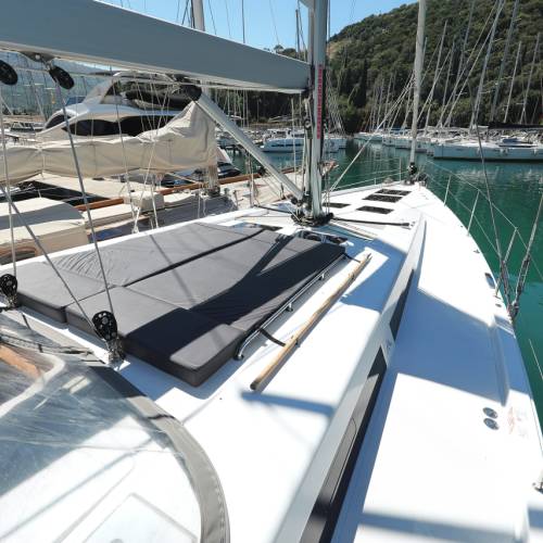 Hanse 548 Silver Lining