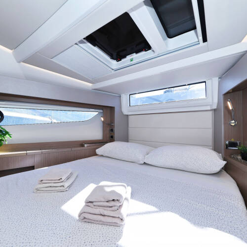 Sealine C390 Tireless