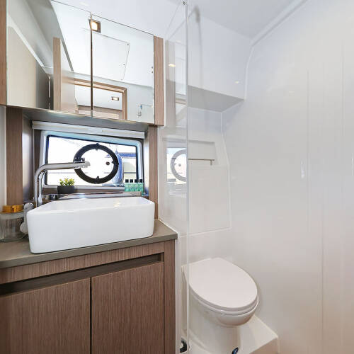 Sealine C390 Tireless