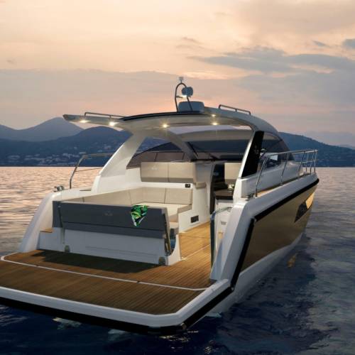 Sealine S335 
